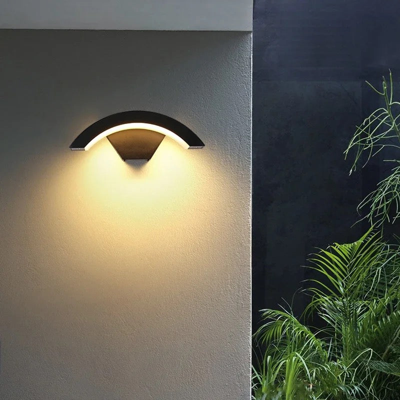 Modern IP65 Wall Light Garden Porch Frontdoor Black Aluminum Lamp Body
