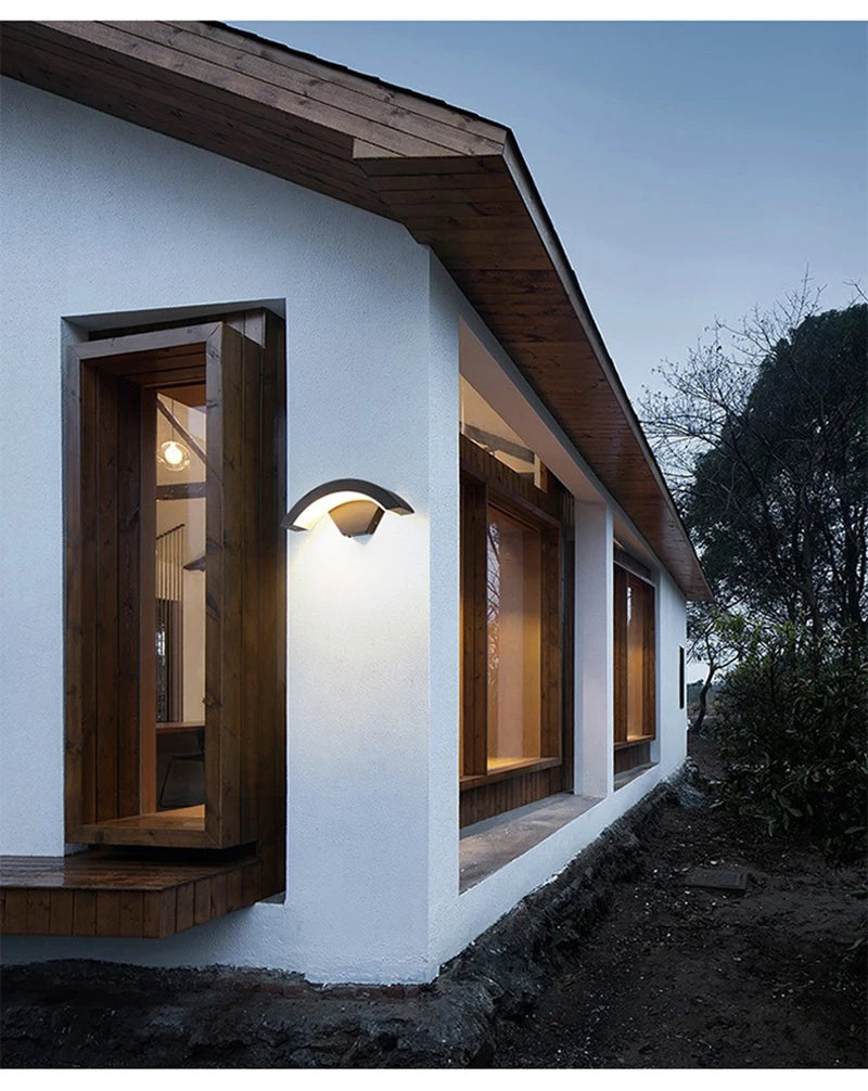 Modern IP65 Wall Light Garden Porch Frontdoor Black Aluminum Lamp Body