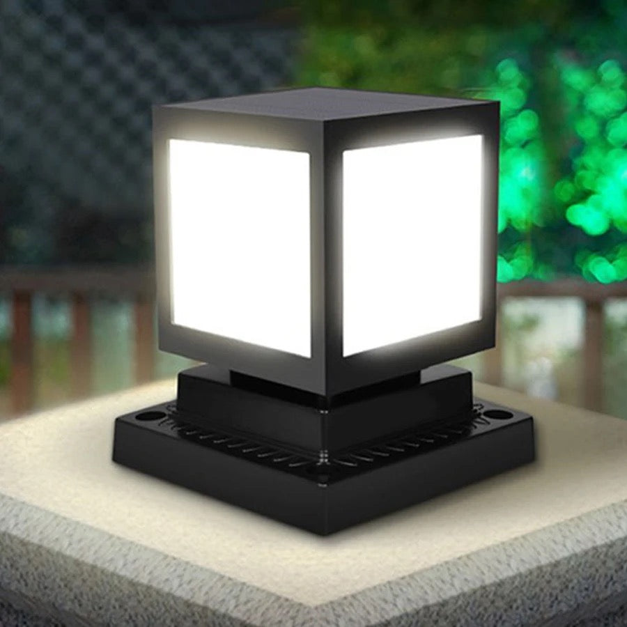 solar powered square shape light