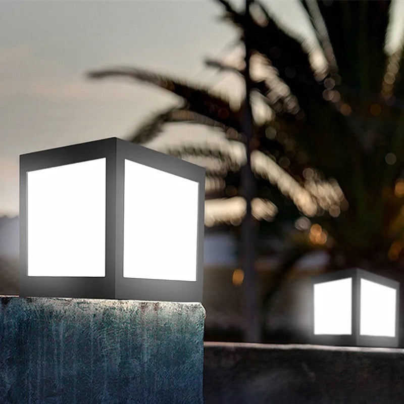 solar powered light outdoor square style