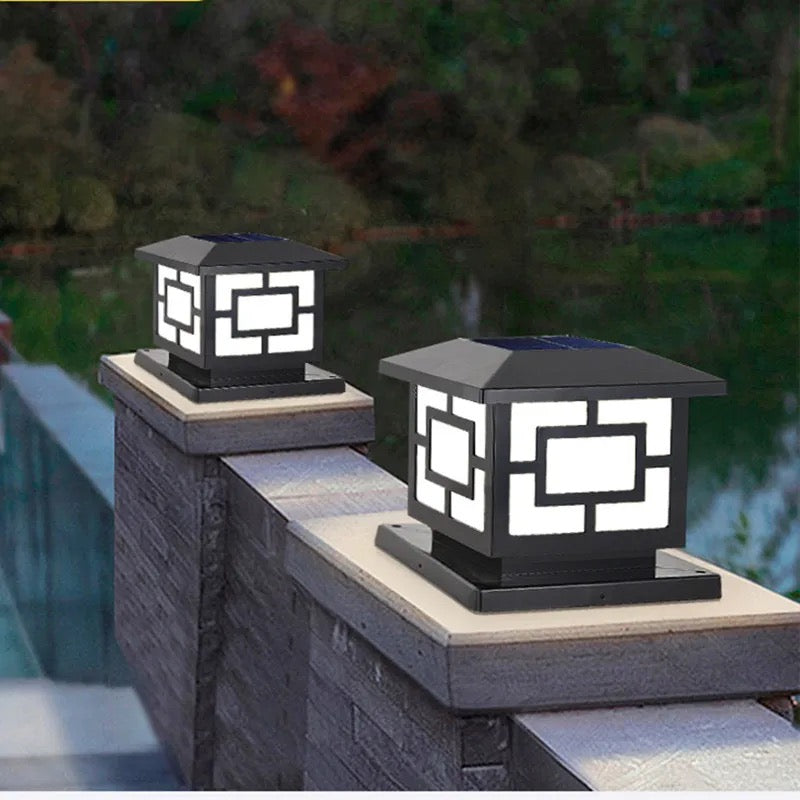 solar pillar light